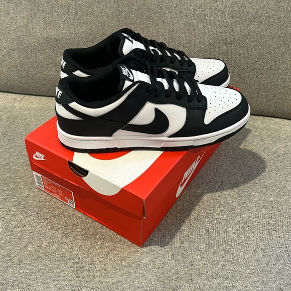 Nike Men’s Panda Dunk Low Retro Size 11- NWT - Picture 2 of 4